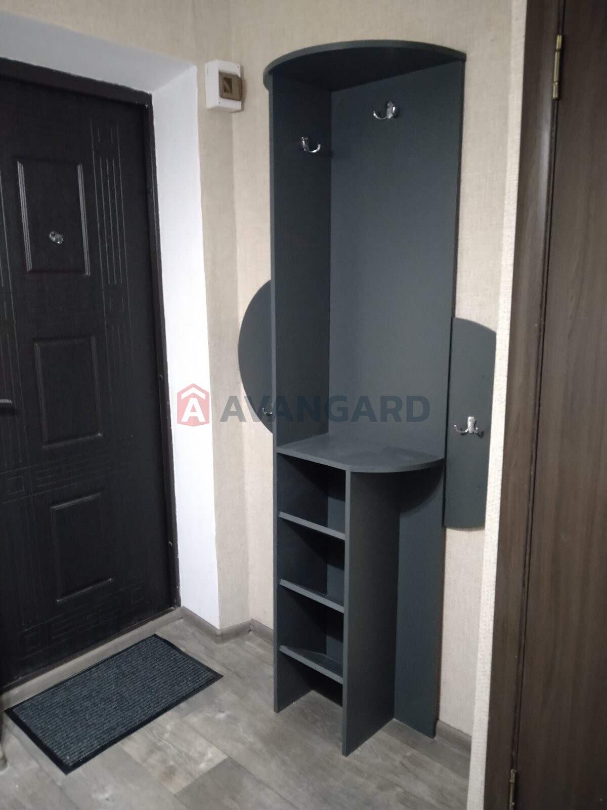 1 ��. ��������, 30.5/-/5.9 ��. �., 3/5 ������ ���� 8