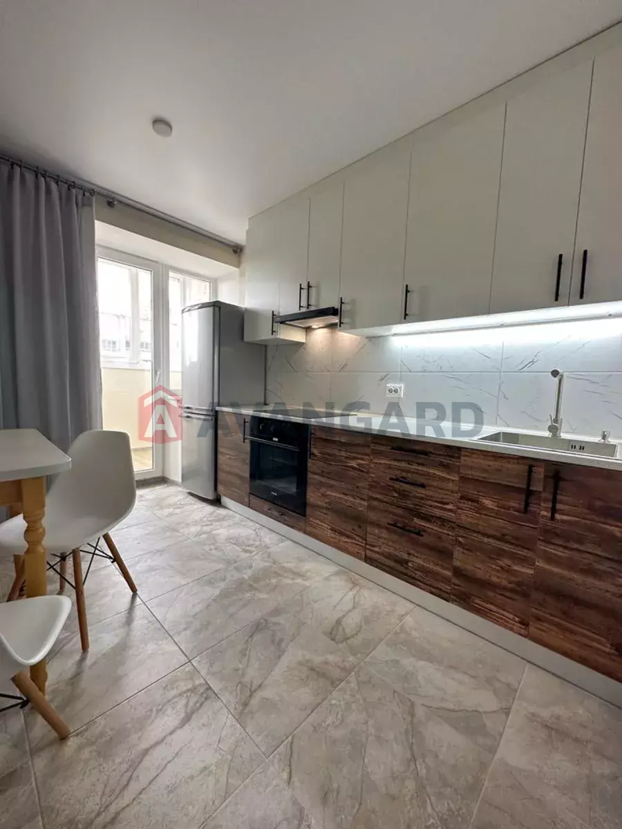 1 ��. ��������, 40/-/8 ��. �., 12/14 ������ ���� 2