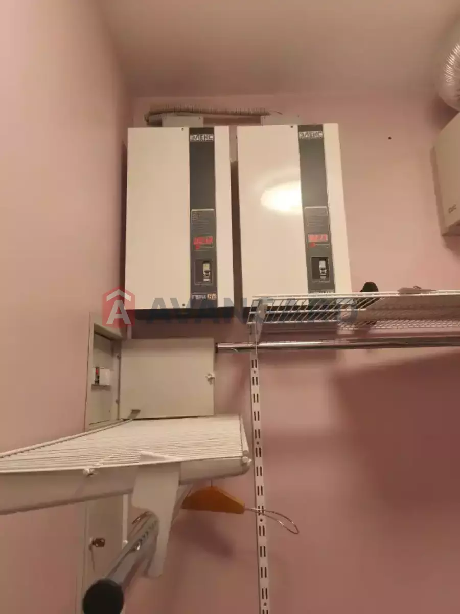 4 ��. ��������, 240/140/25 ��. �., 6/13 ������ ���� 24