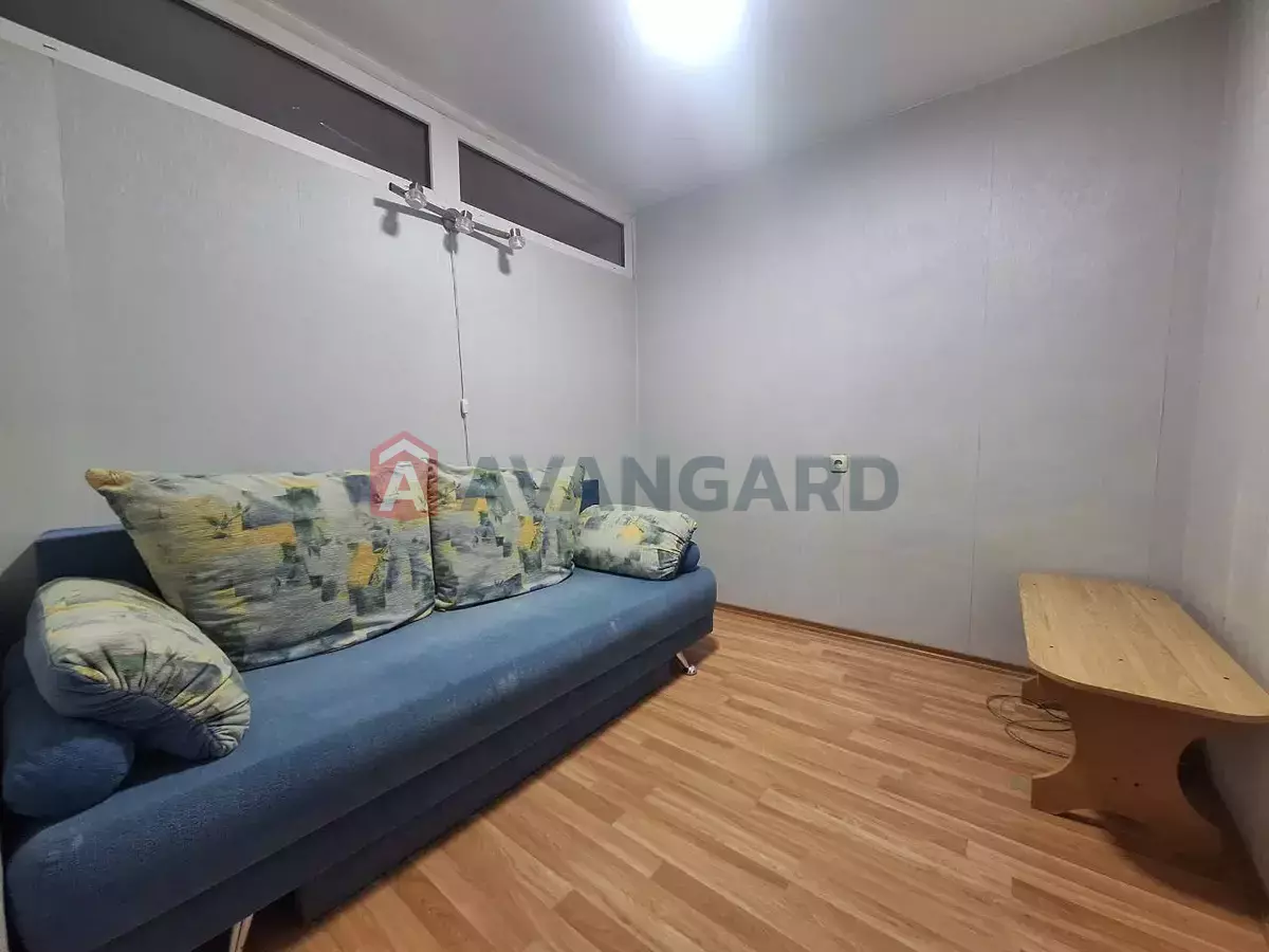 2 ����. ��������, 42/-/- ��. �., 12/14 ���� ���� 8