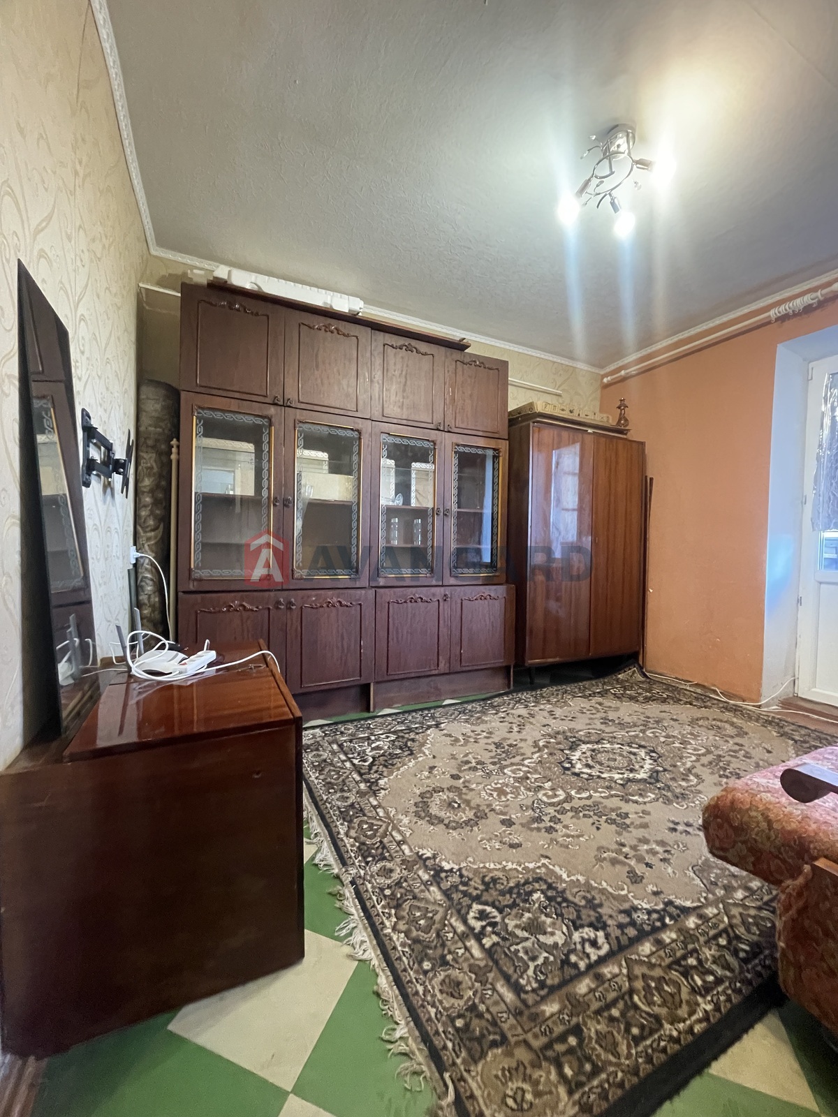 1 ����. ��������, 26/-/5 ��. �., 5/5 ���� ���� 5