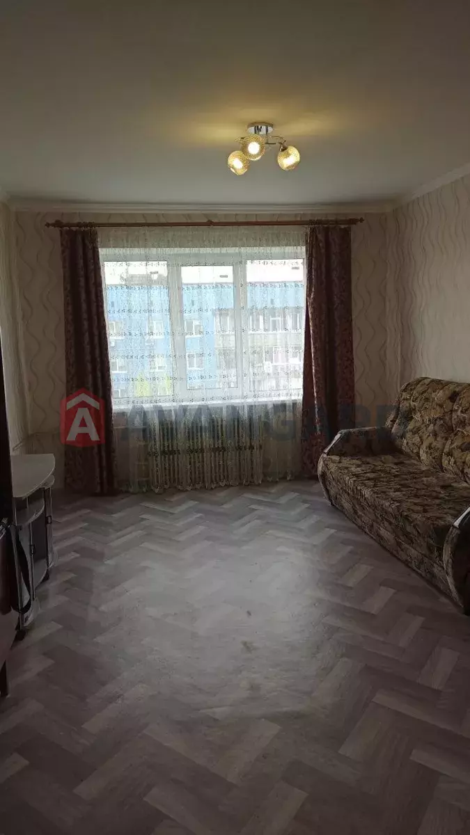 3 ��. ��������, 65/-/9 ��. �., 9/9 ������ ���� 2
