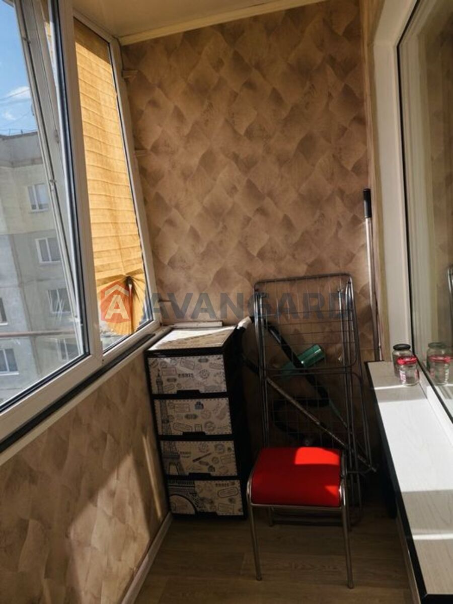 1 ��. ��������, 50/-/9 ��. �., 8/9 ������ ���� 8