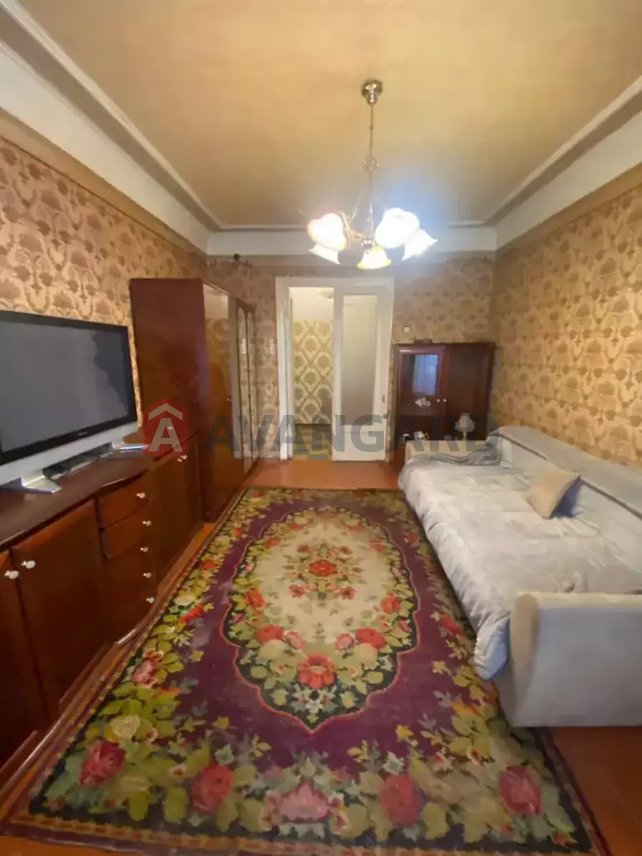 2 ����. ��������, 62/-/- ��. �., 4/5 ���� ���� 5