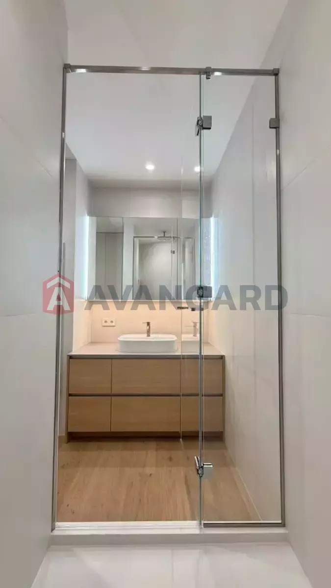 1 ����. ��������, 45/30/16 ��. �., 19/28 ���� ���� 12