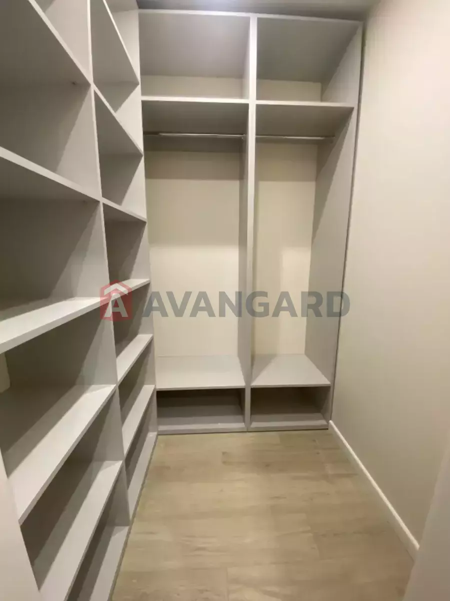 1 ��. ��������, 45/-/- ��. �., 4/12 ������ ���� 8