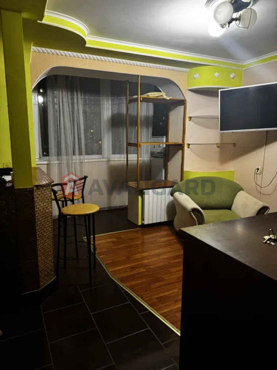 1 ����. ��������, 24/-/4 ��. �., 4/9 ���� ���� 7