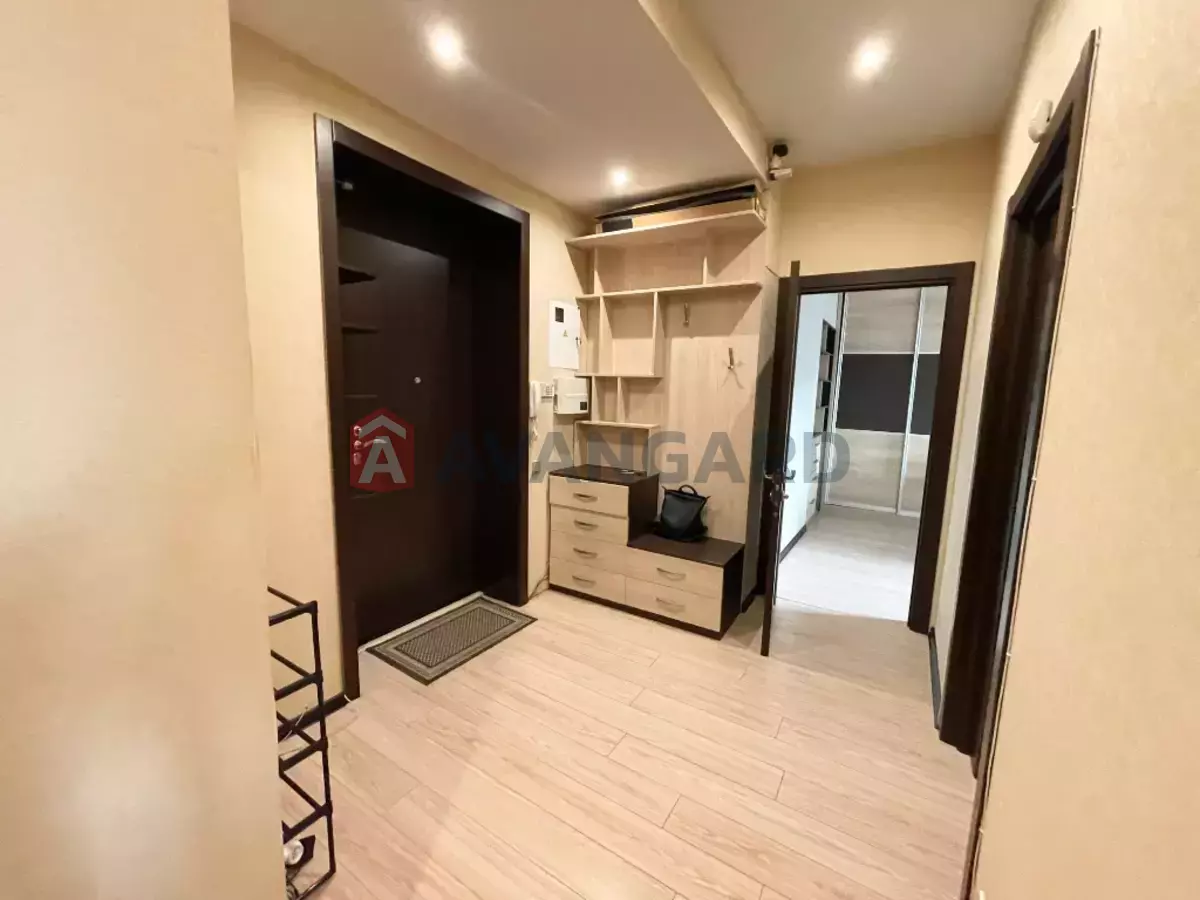 2 ��. ��������, 52/29/7 ��. �., 4/5 ������ ���� 10