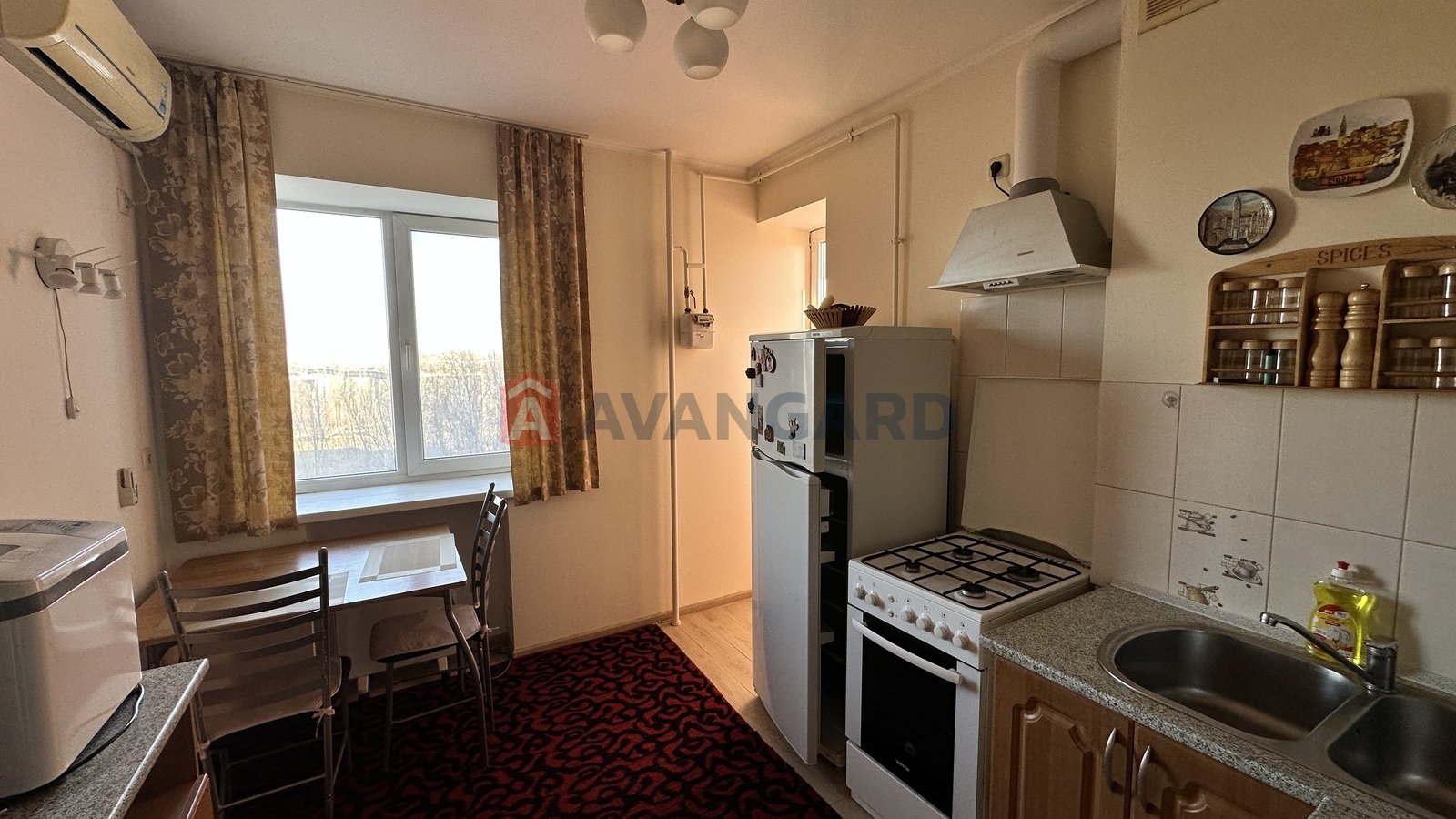 1 ����. ��������, 38/20/8 ��. �., 6/11 ���� ���� 10