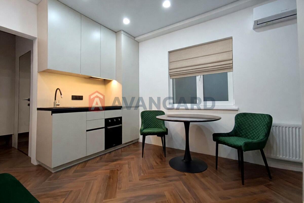 1 ����. ��������, 30 / 29 / 1 �? ��. �., 17/21 ���� ���� 1