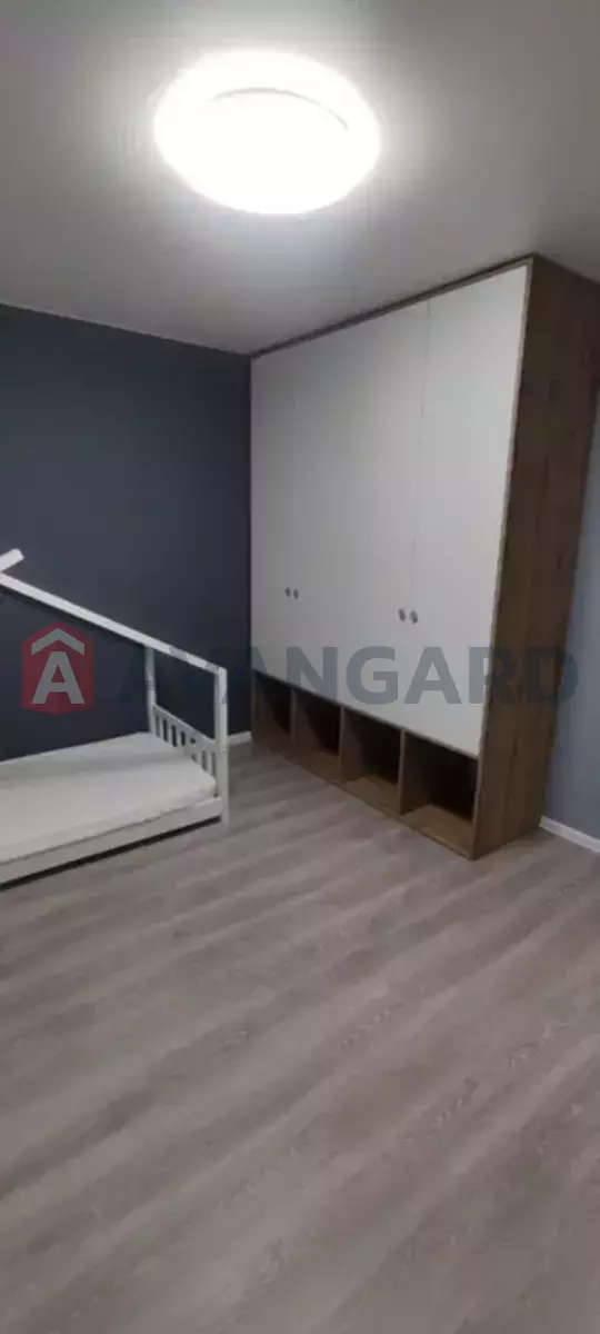 2 ����. ��������, 70/-/- ��. �., 11/12 ���� ���� 7