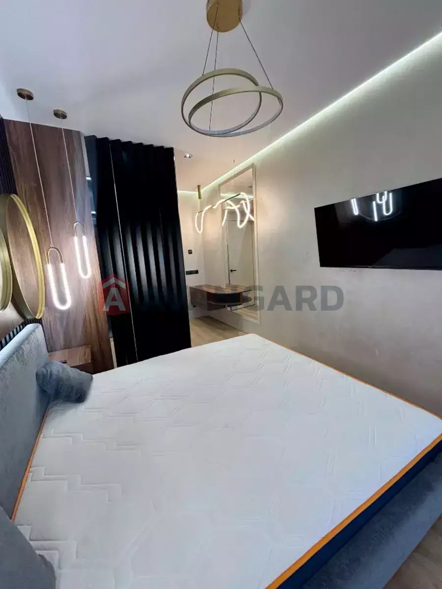 2 ����. ��������, 58/42/16 ��. �., 15/18 ���� ���� 2