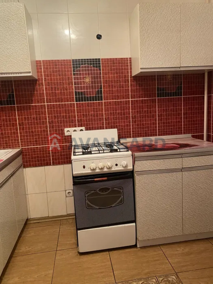 1 . , 30/-/10 . ., 4/9   7