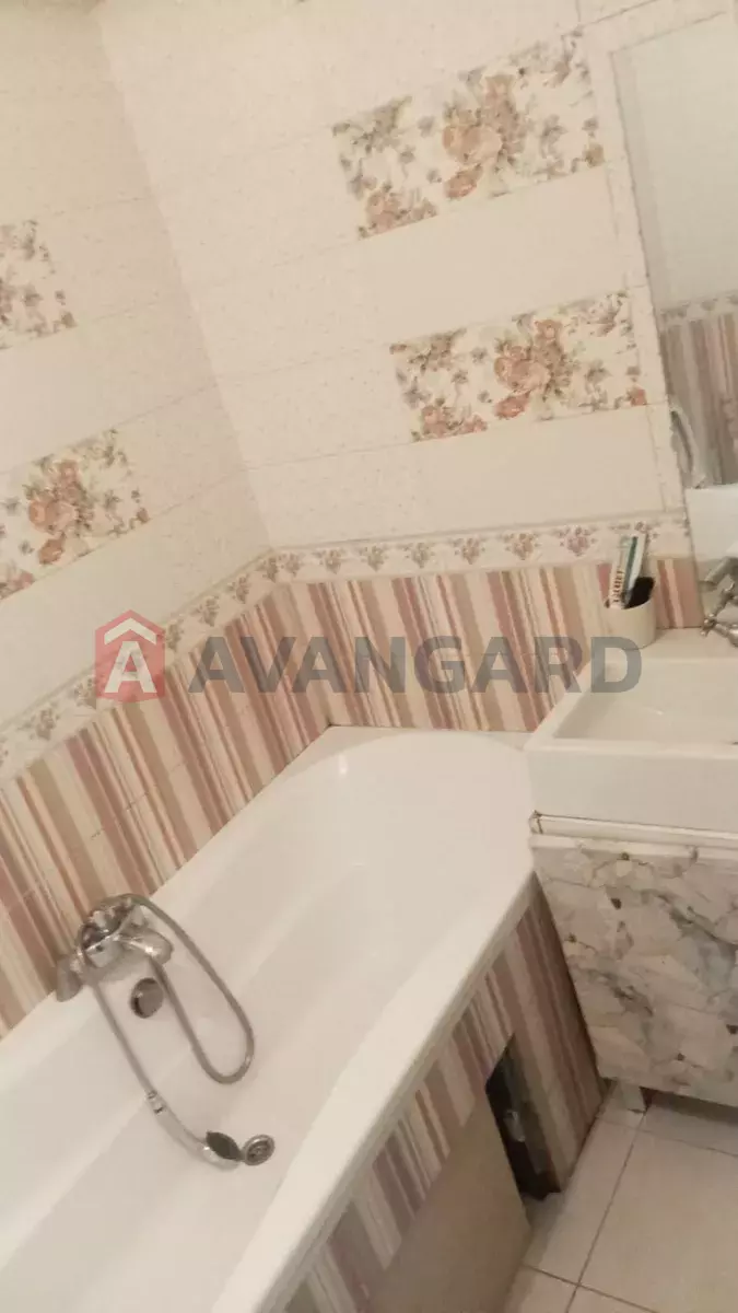 3 ����. ��������, 55/-/12 ��. �., 5/5 ���� ���� 6