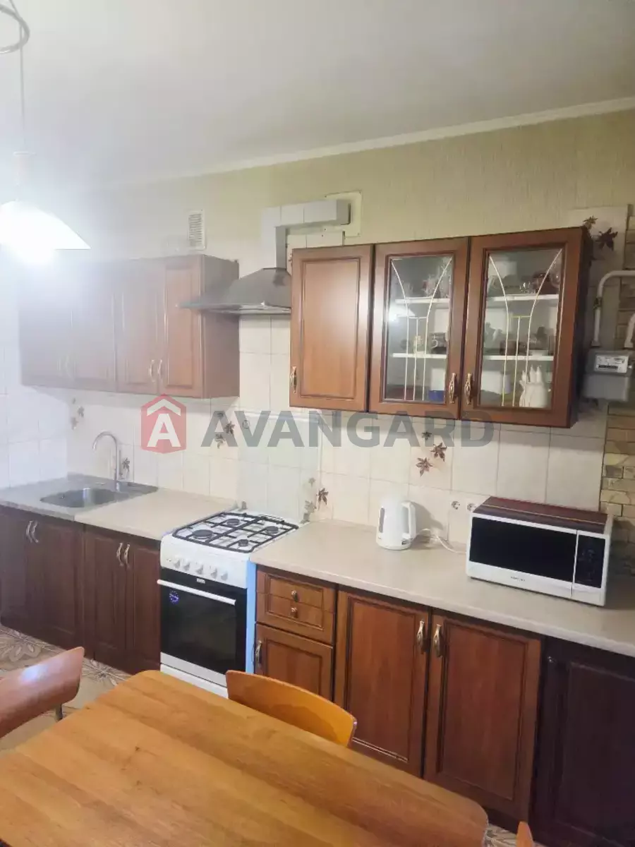 1 ��. ��������, 52/20/11 ��. �., 7/10 ������ ���� 27