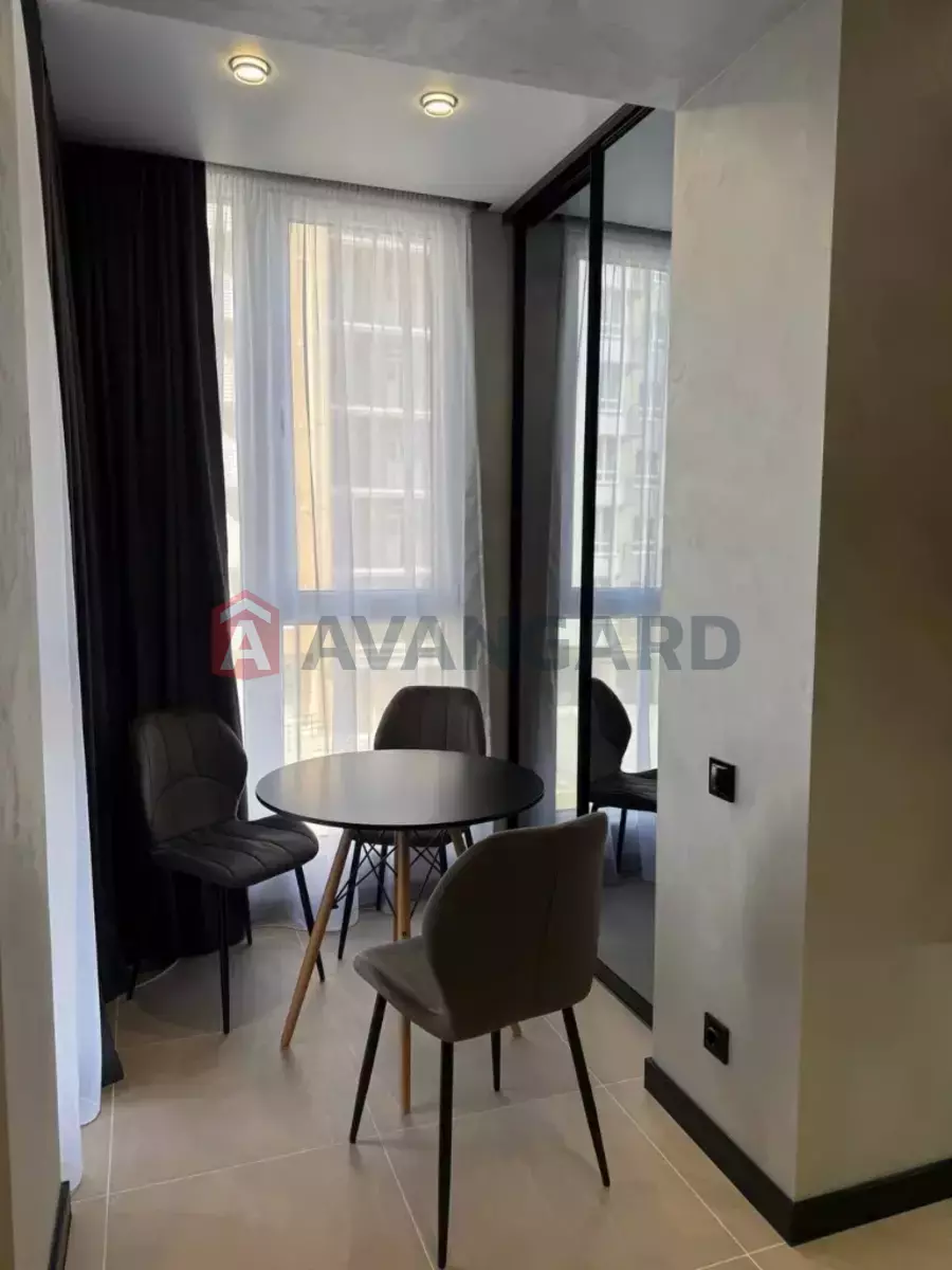 2 ��. ��������, 49/24/12 ��. �., 3/10 ������ ���� 6