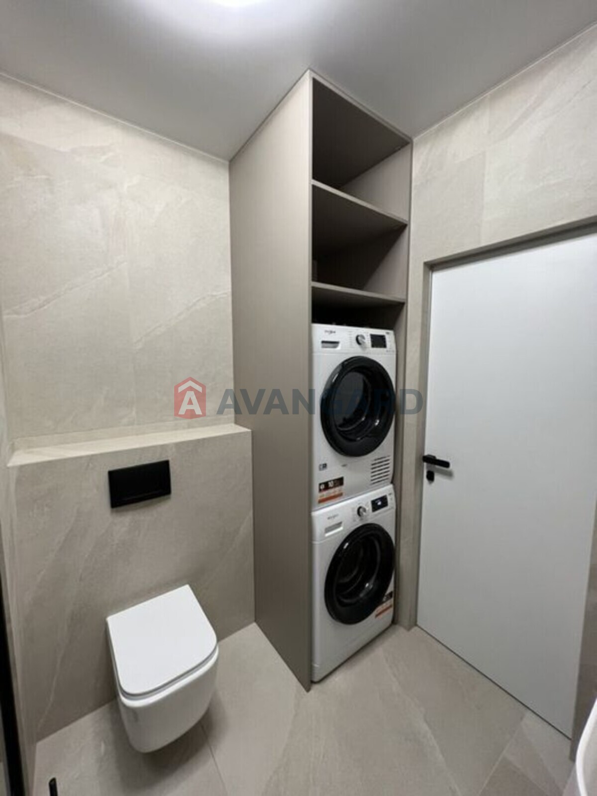 3 ��. ��������, 73/-/18 ��. �., 6/9 ������ ���� 5