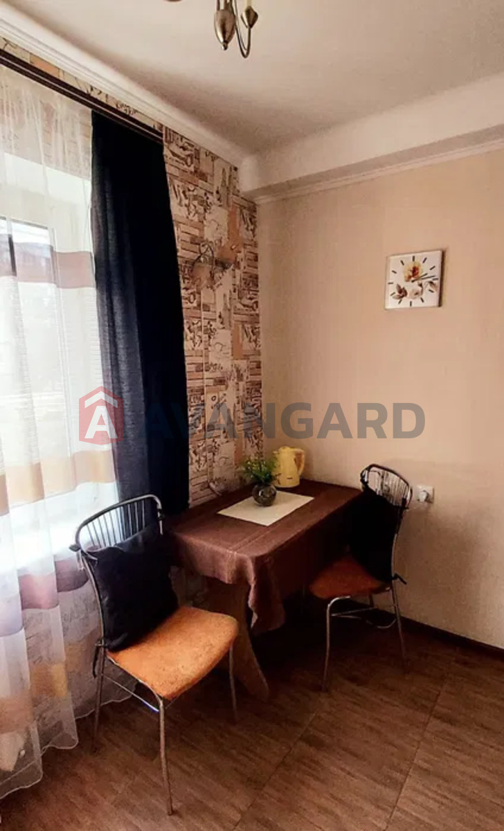 2 ��. ��������, 43/-/6 ��. �., 1/5 ������ ���� 7