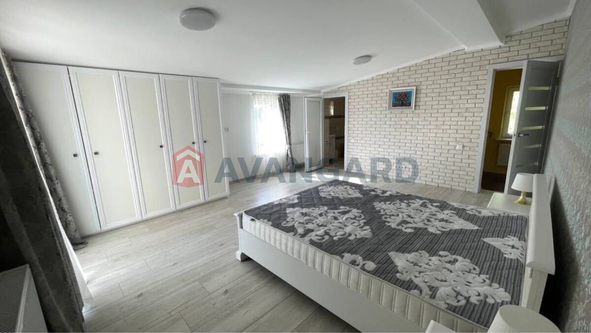 3 ����. ��������, 137/-/- ��. �., 1/3 ���� ���� 1