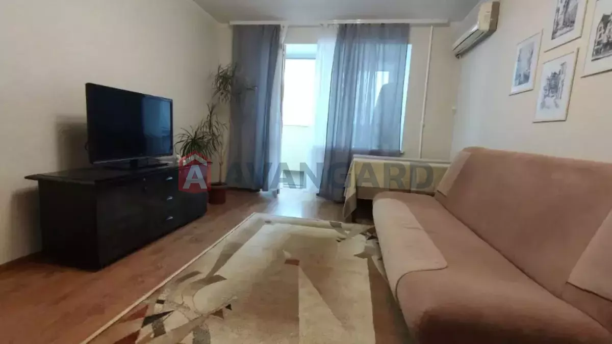 1 ��. ��������, 42/-/- ��. �., 8/12 ������ ���� 2