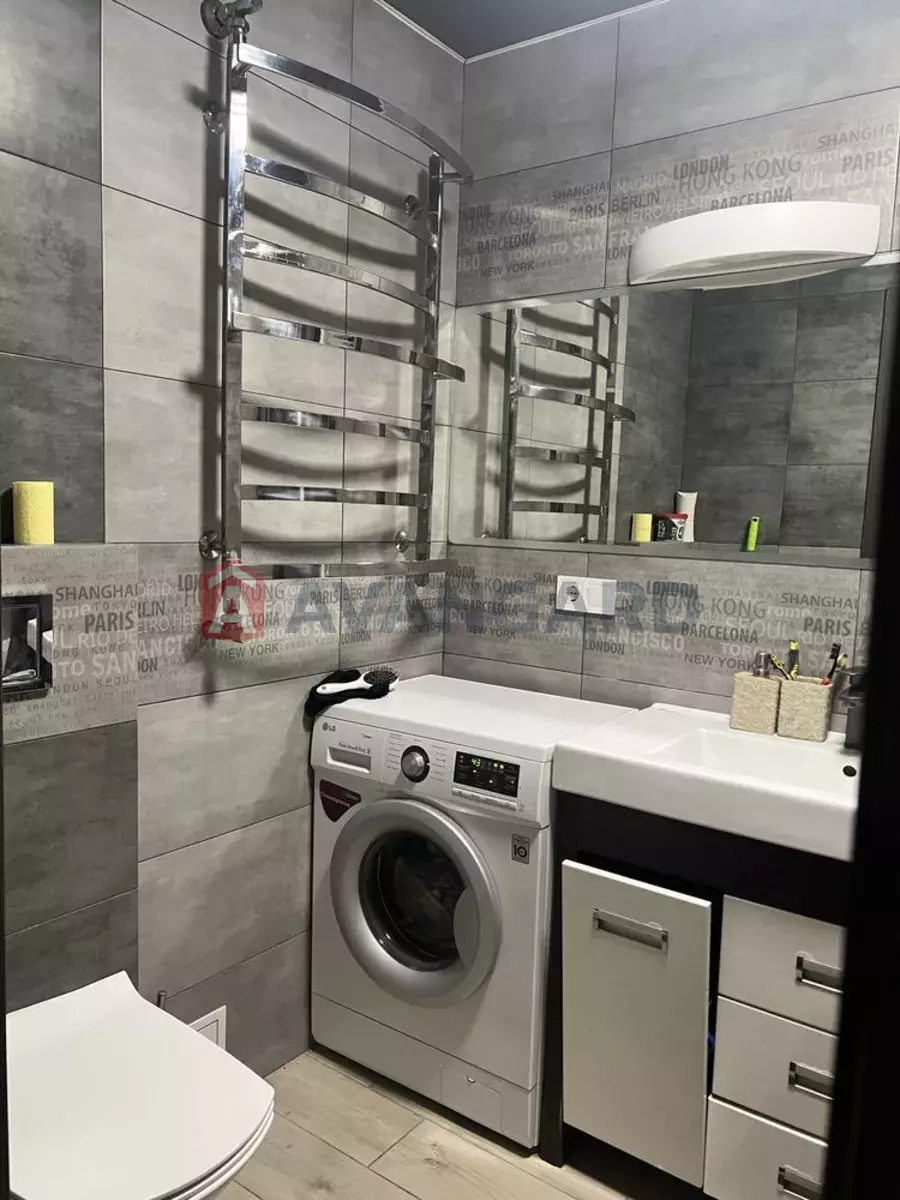 4 . , 80/-/20 . ., 8/9   11