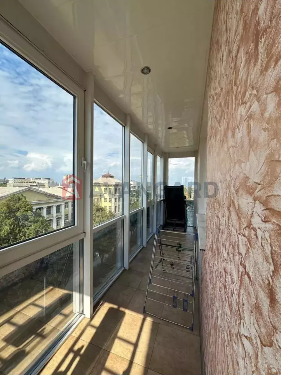 4 кім. квартира, 175/-/20 кв. м., 8/23 поверх фото 14 4 кім. квартира, 175/-/20 кв. м., 8/23 поверх фото 14