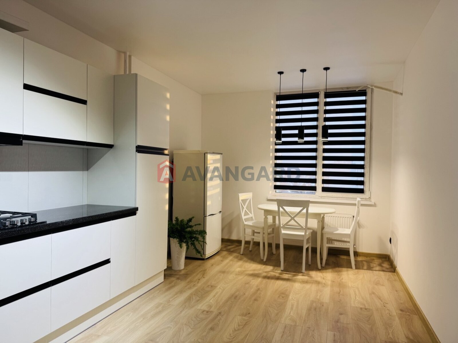 1 ��. ��������, 48/-/14 ��. �., 9/17 ������ ���� 4