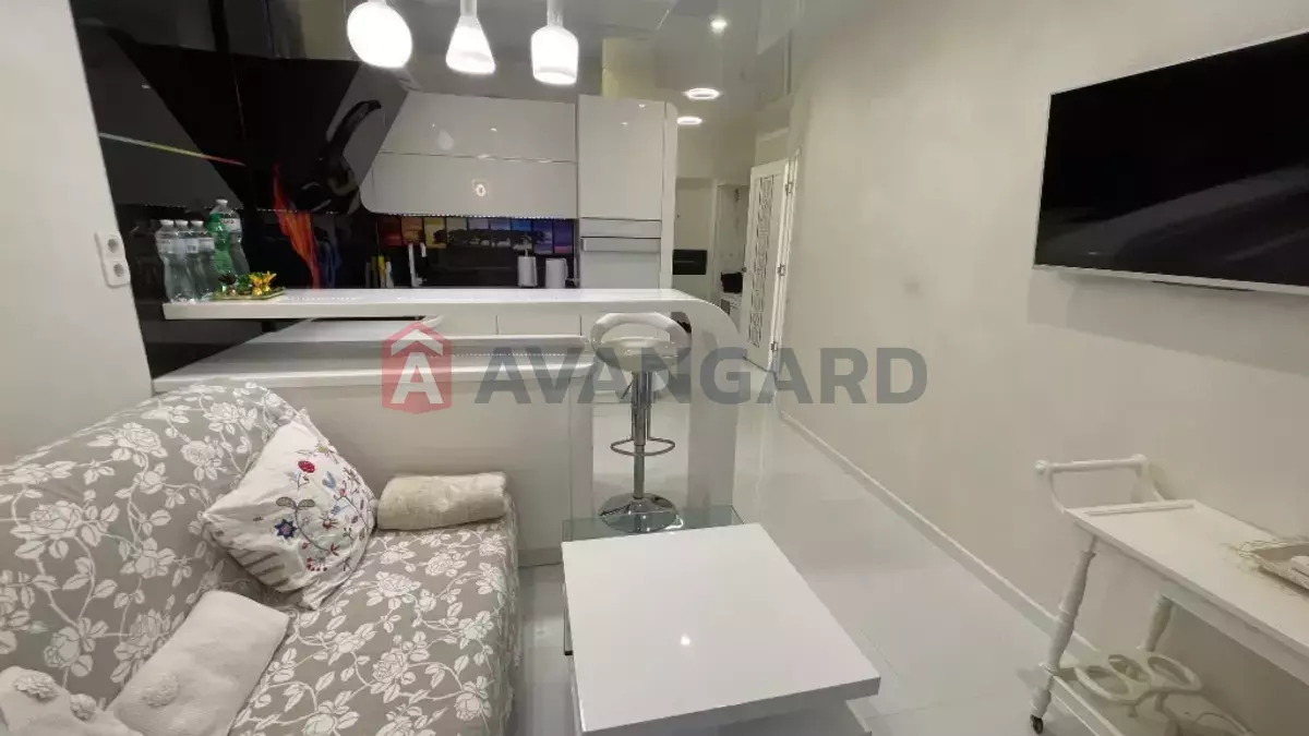 1 ��. ��������, 54/19/15 ��. �., 6/9 ������ ���� 4