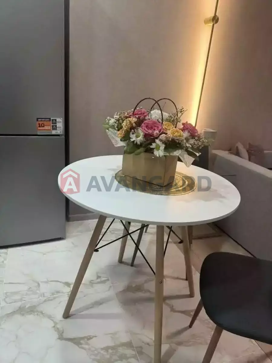 1 ��. ��������, 27/-/- ��. �., 3/9 ������ ���� 3