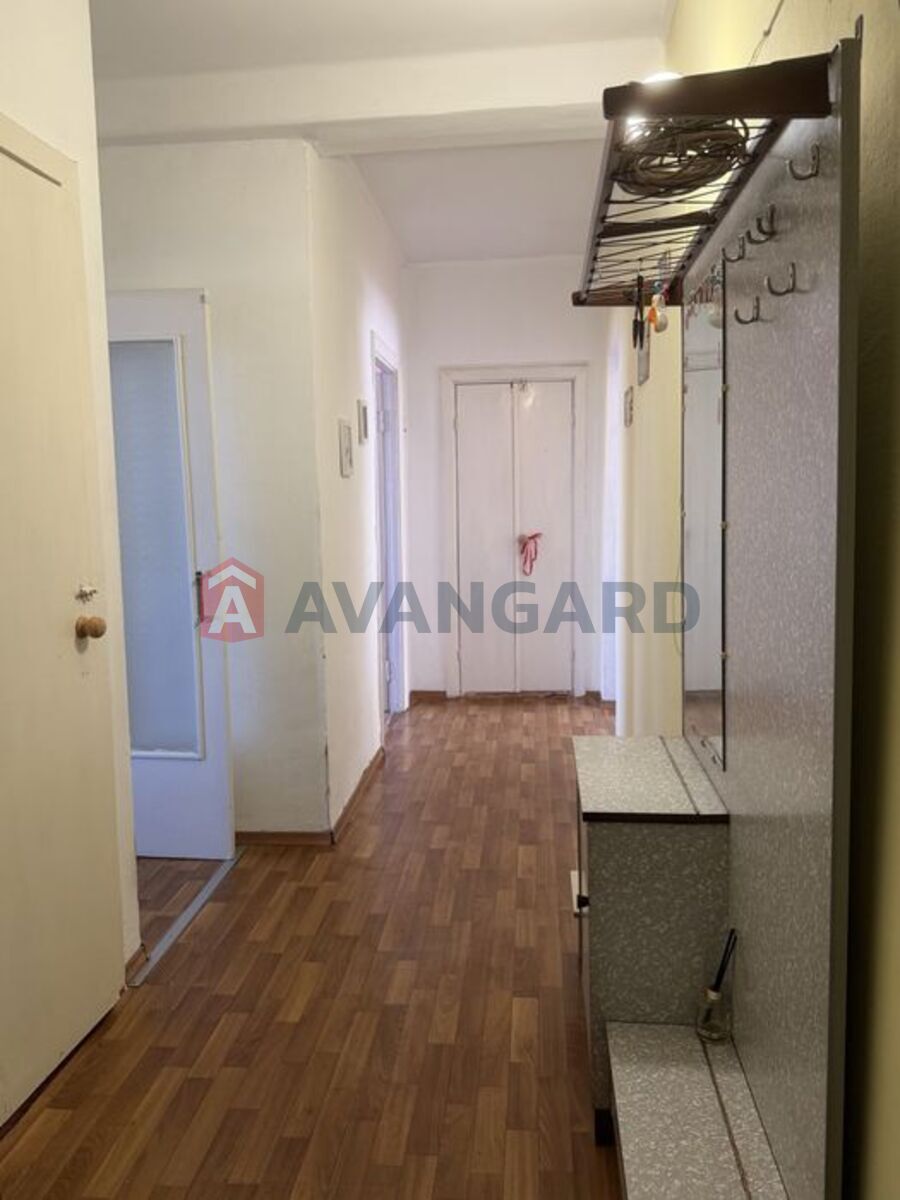 2 ��. ��������, 50/-/7 ��. �., 6/9 ������ ���� 3