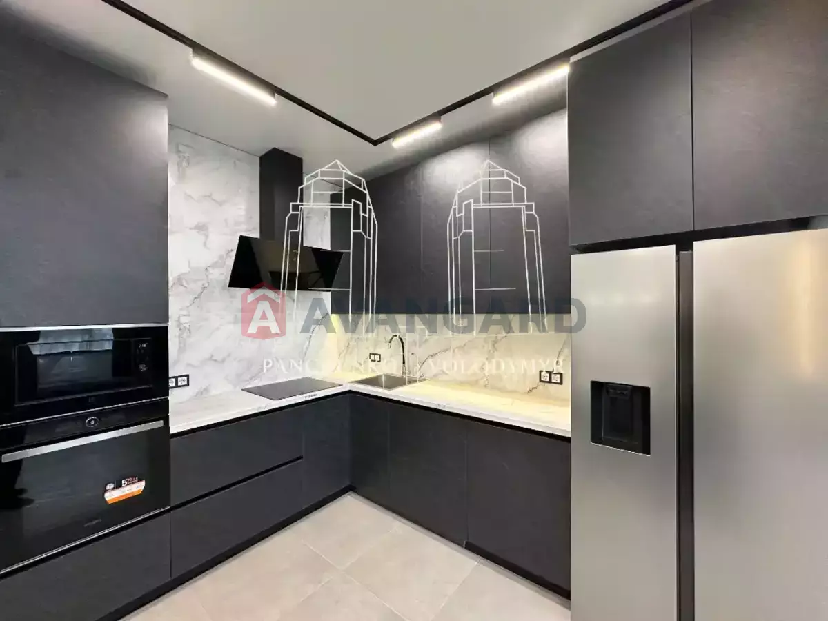 3 ��. ��������, 115/-/25 ��. �., 5/14 ������ ���� 7