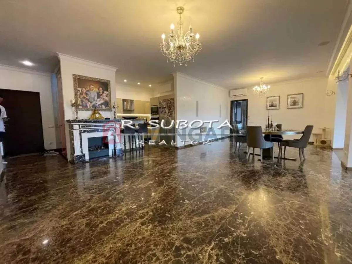 4 ����. ��������, 300/-/50 ��. �., 7/16 ���� ���� 5