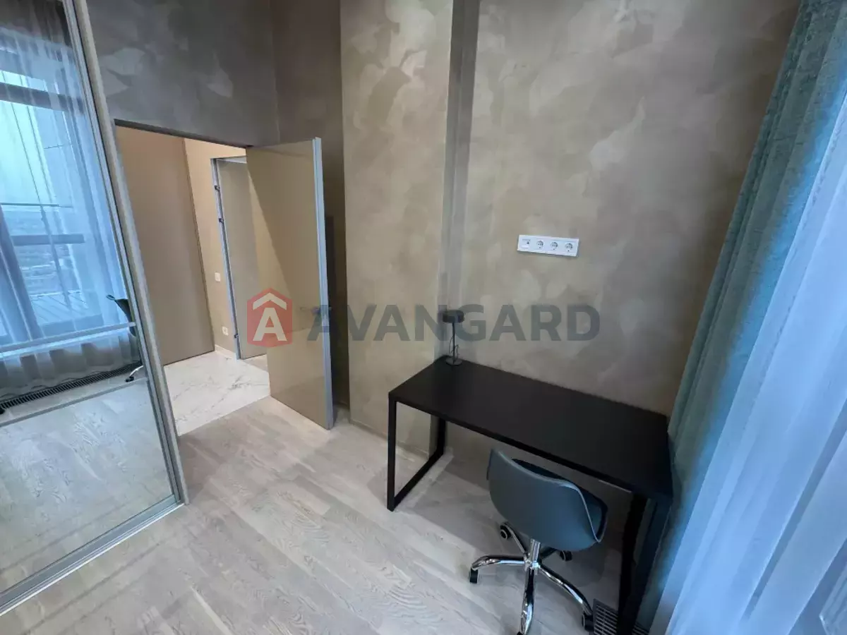 4 ��. ��������, 120/-/40 ��. �., 12/12 ������ ���� 16