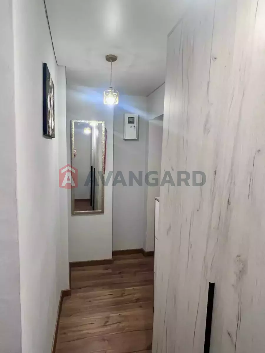 1 ����. ��������, 37/-/- ��. �., 3/5 ���� ���� 6