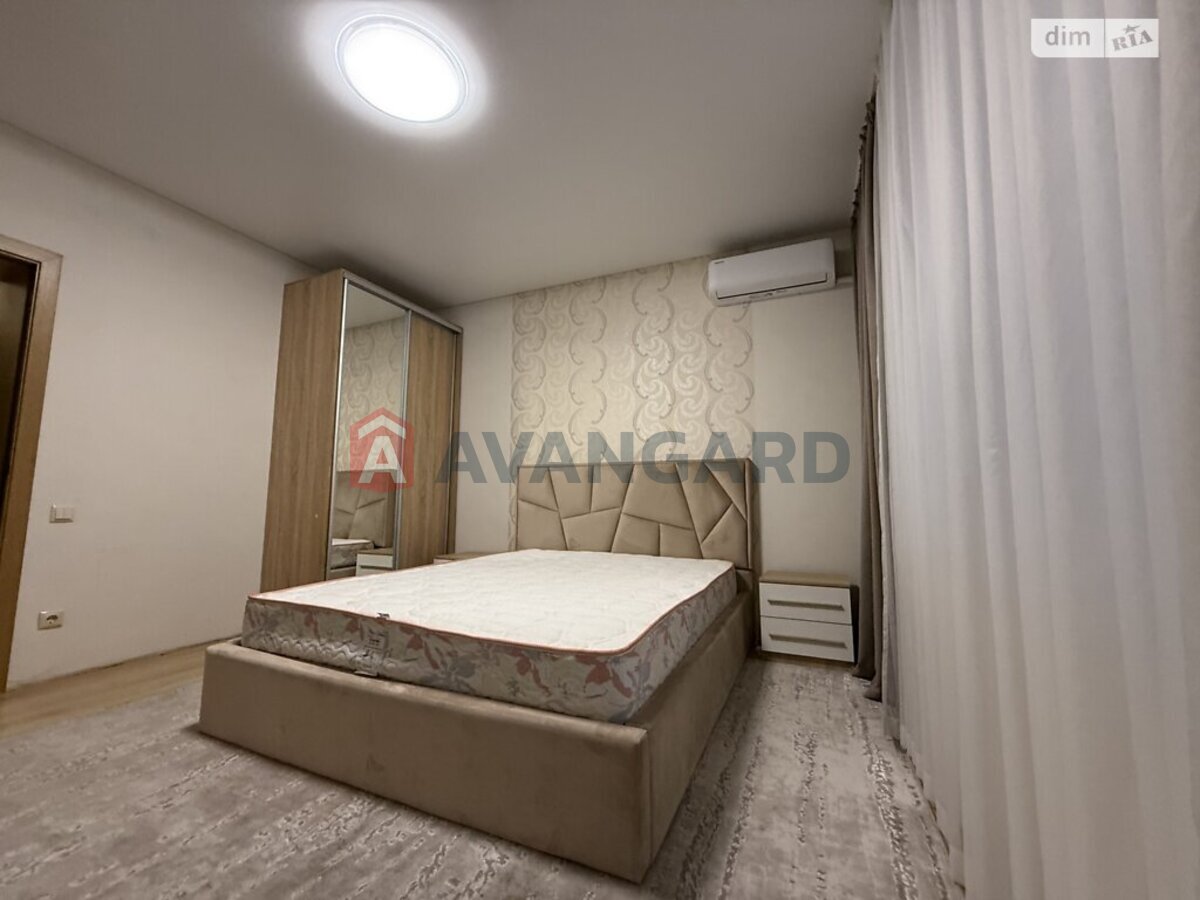 1 ��. ��������, 45/16/15 ��. �., 2/10 ������ ���� 4