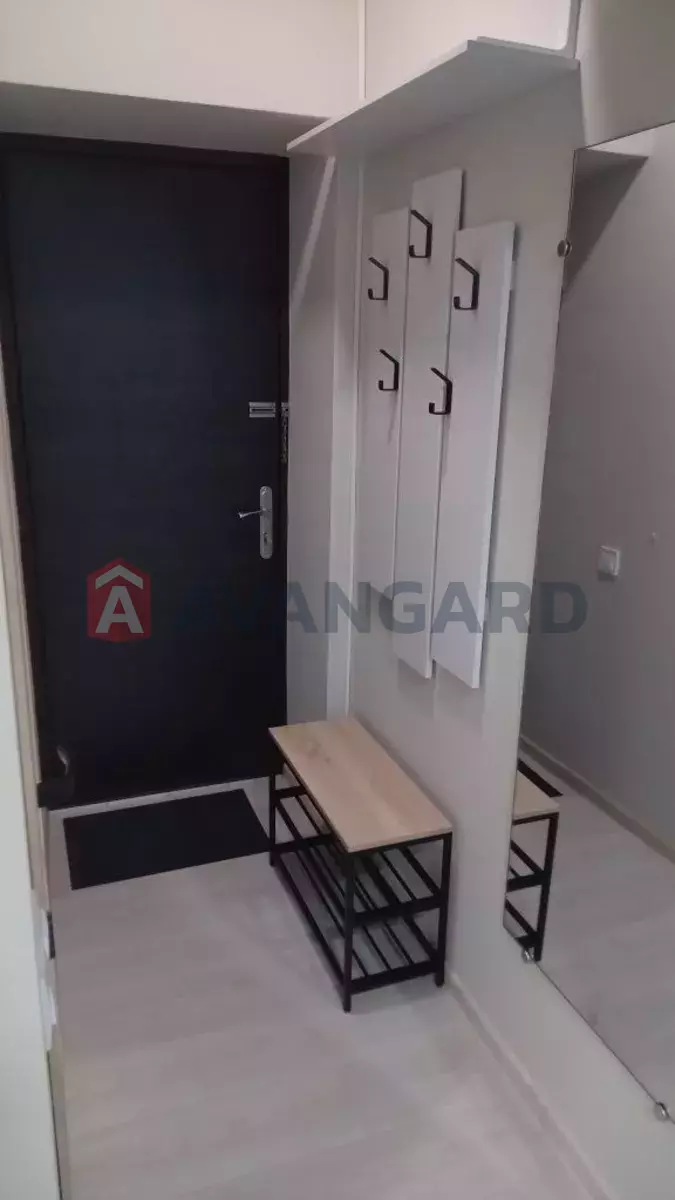 1 ����. ��������, 17/-/15 ��. �., 1/2 ���� ���� 4