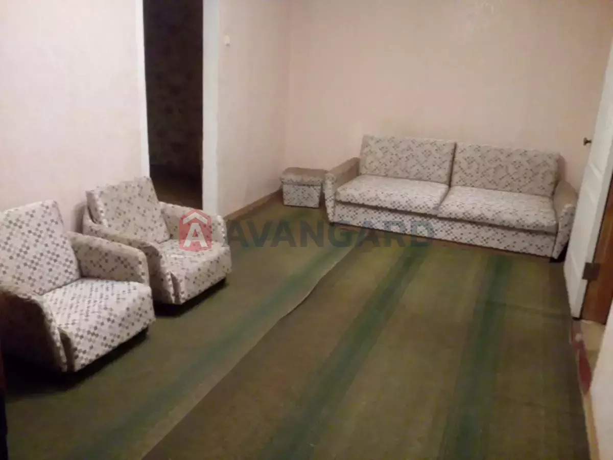 2 ��. ��������, 42/28/6 ��. �., 4/5 ������ ���� 4