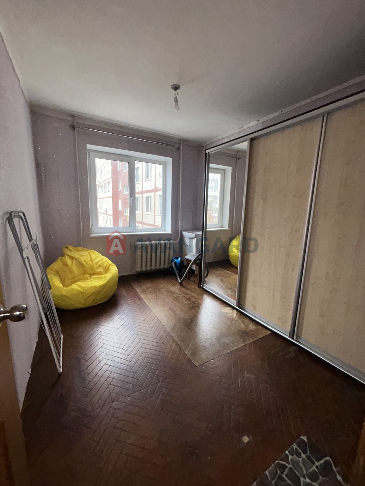 3 ��. ��������, 65/40/8 ��. �., 5/9 ������ ���� 17