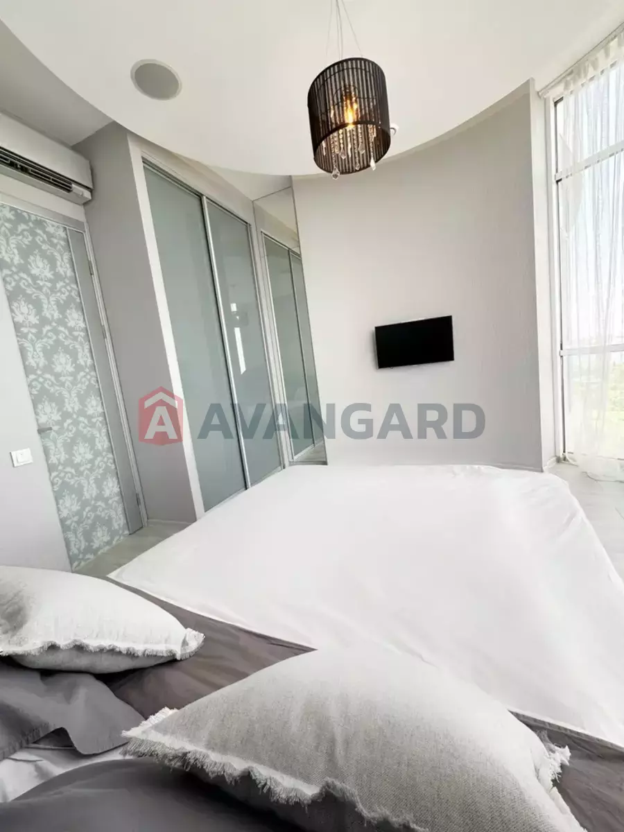 3 ��. ��������, 90/80/25 ��. �., 15/22 ������ ���� 14