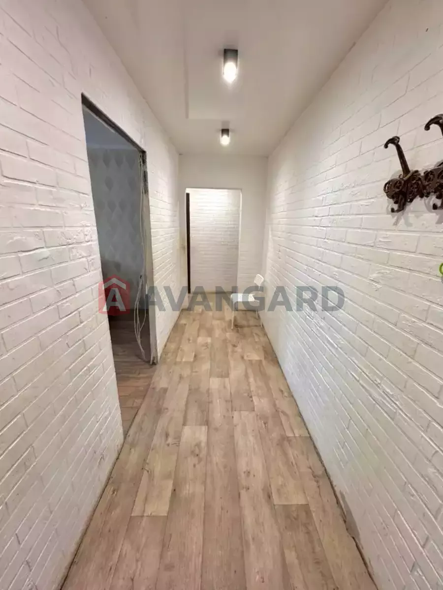 2 ����. ��������, 67/-/9 ��. �., 6/9 ���� ���� 23