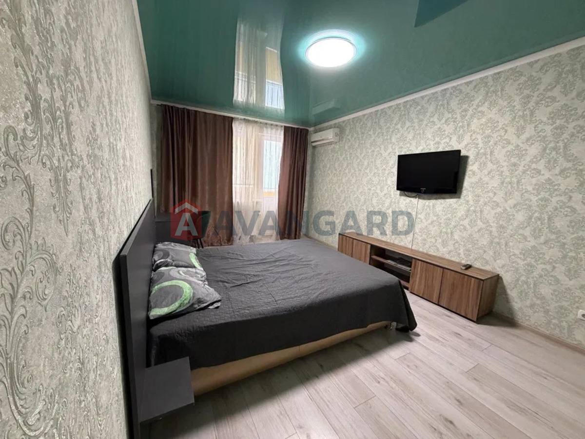 1 ��. ��������, 62/-/22 ��. �., 8/12 ������ ���� 5