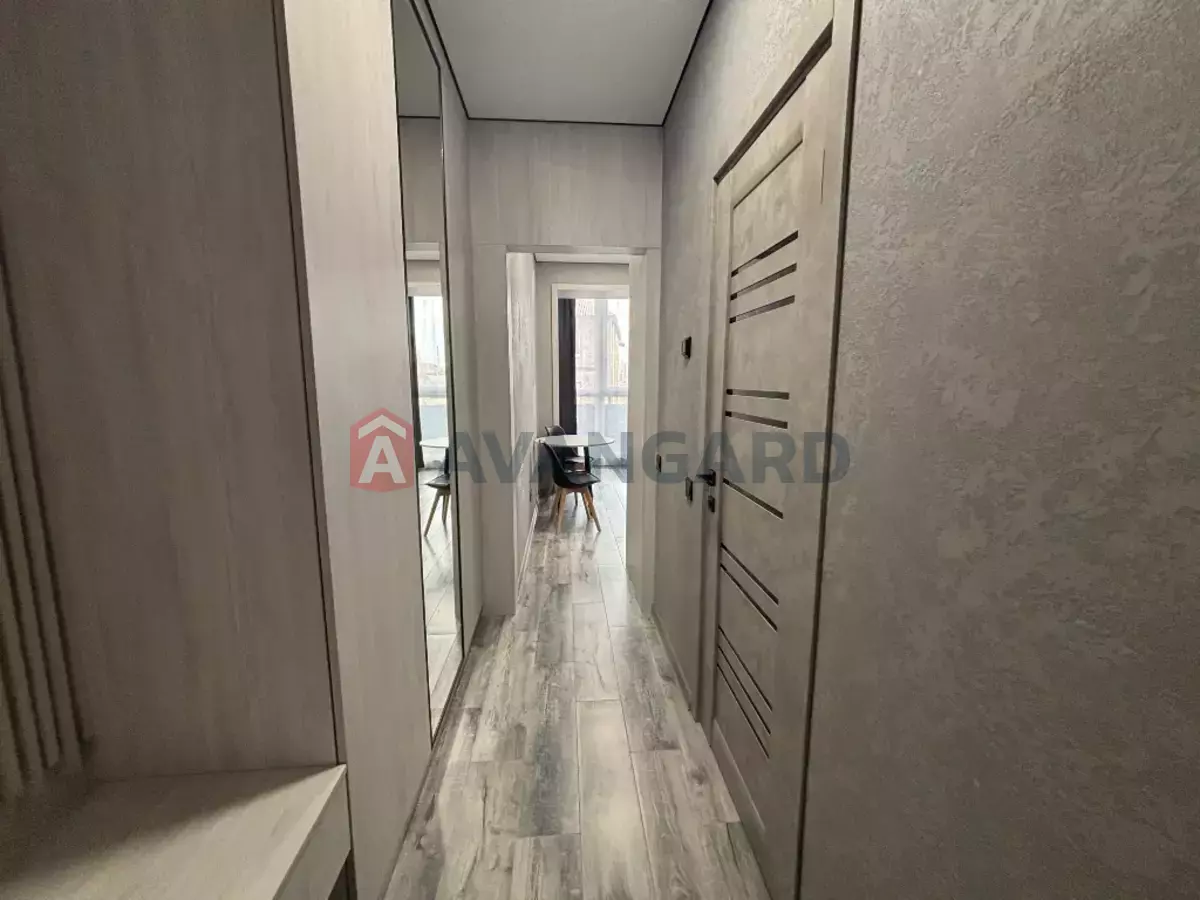 1 ����. ��������, 40/30/10 ��. �., 1/6 ���� ���� 4