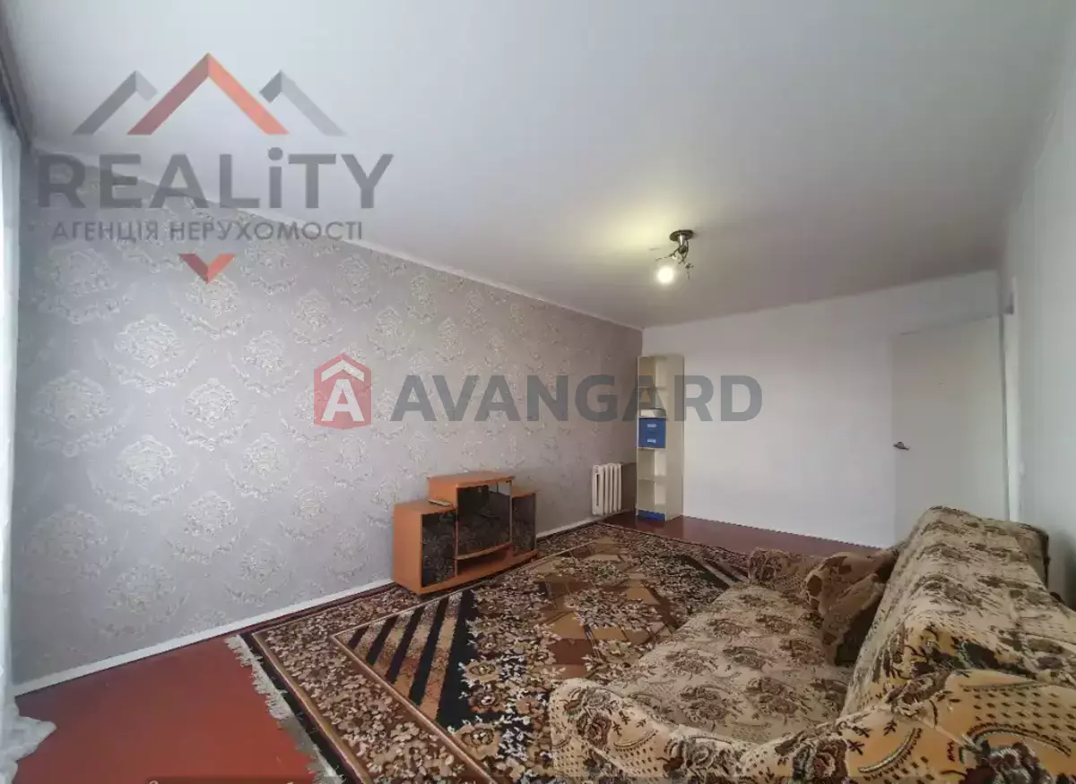 1 ��. ��������, 31/17/6 ��. �., 9/9 ������ ���� 3