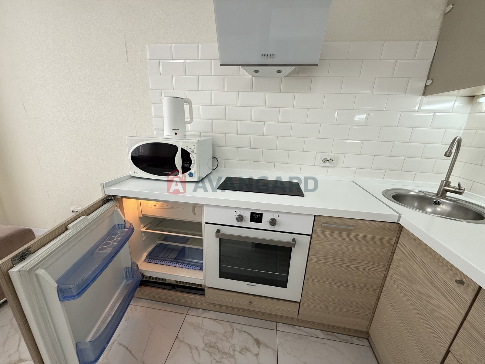 1 ����. ��������, 25/15/7 ��. �., 10/12 ���� ���� 8