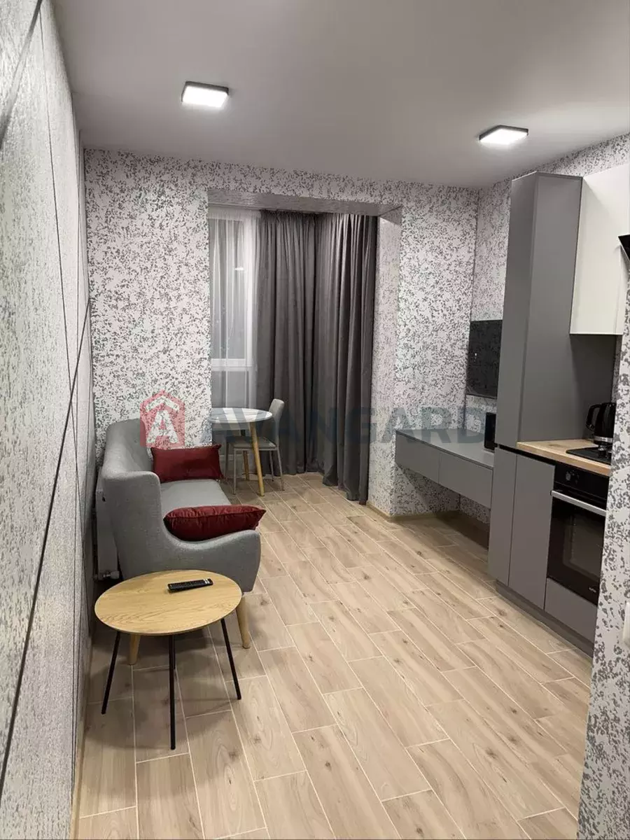 1 ��. ��������, 42/-/17 ��. �., 2/10 ������ ���� 5