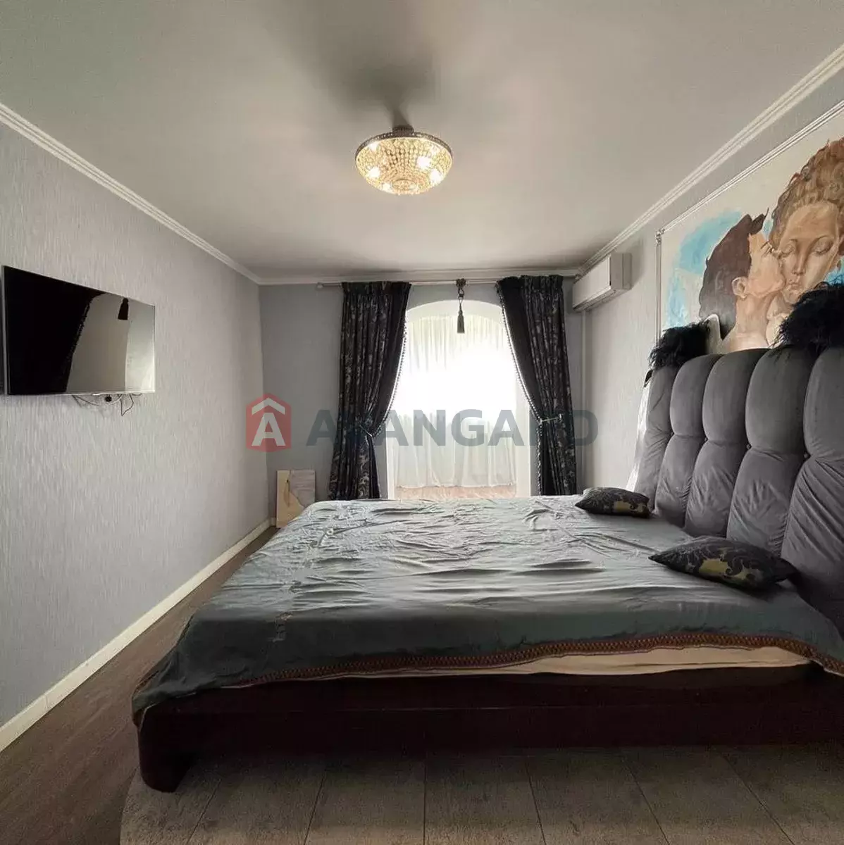 4 ��. ��������, 140/-/15 ��. �., 3/18 ������ ���� 8