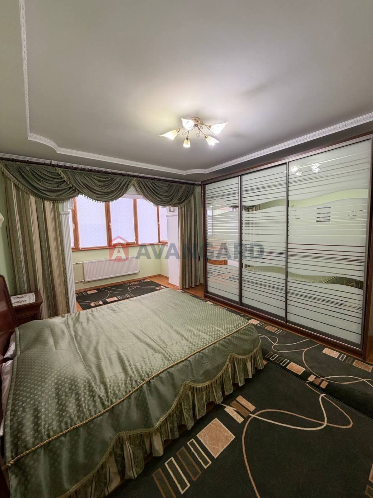 2 ��. ��������, 72/35/12 ��. �., 7/9 ������ ���� 4