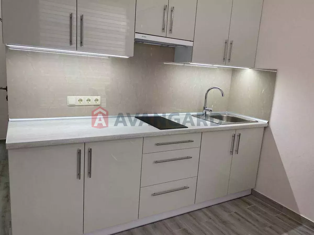 1 ��. ��������, 40/-/10 ��. �., 3/4 ������ ���� 1