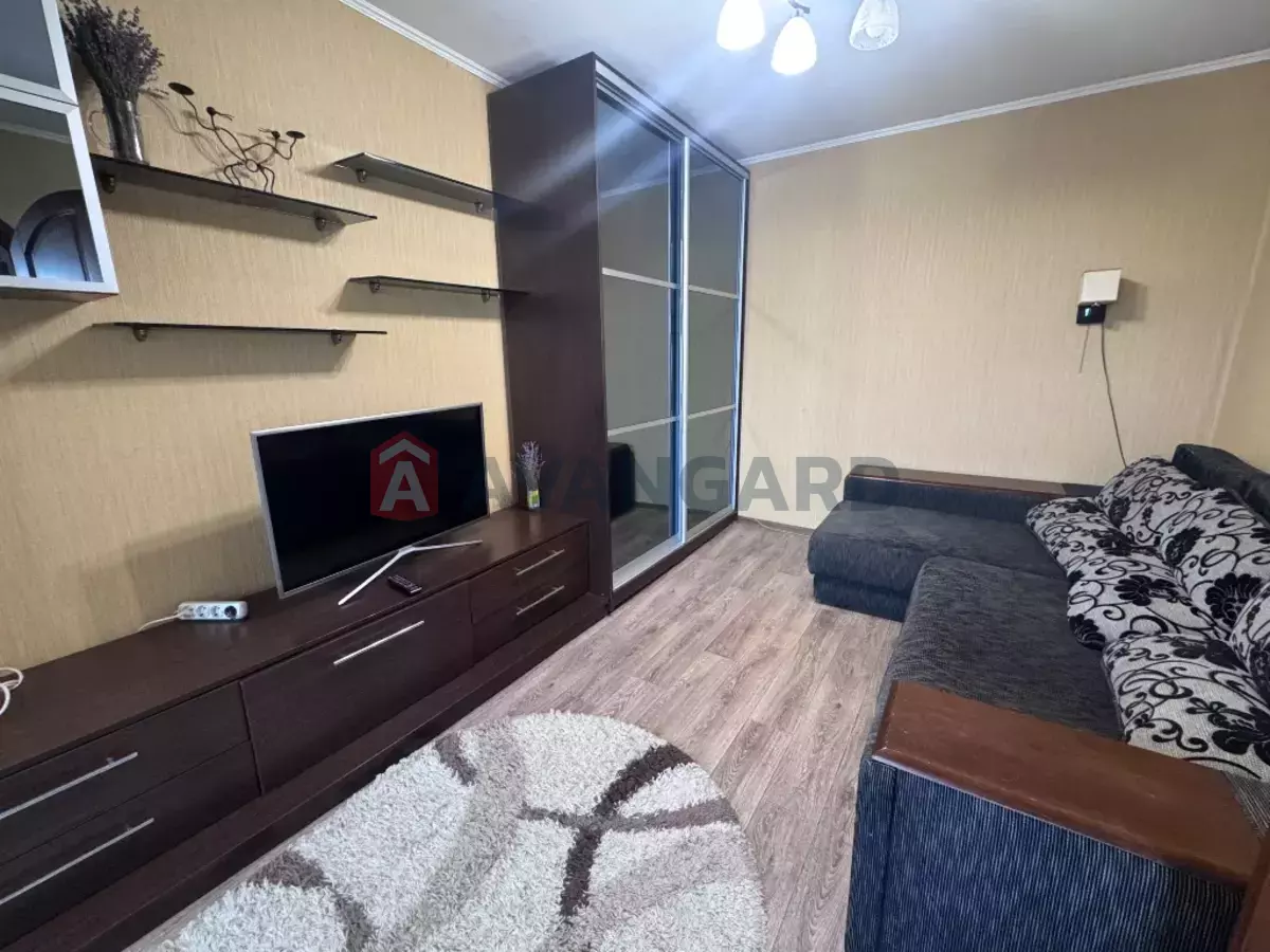 1 . , 40/-/8 . ., 12/12   5