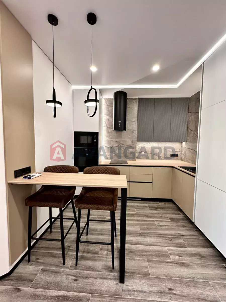 2 ����. ��������, 51/-/20 ��. �., 15/24 ���� ���� 2